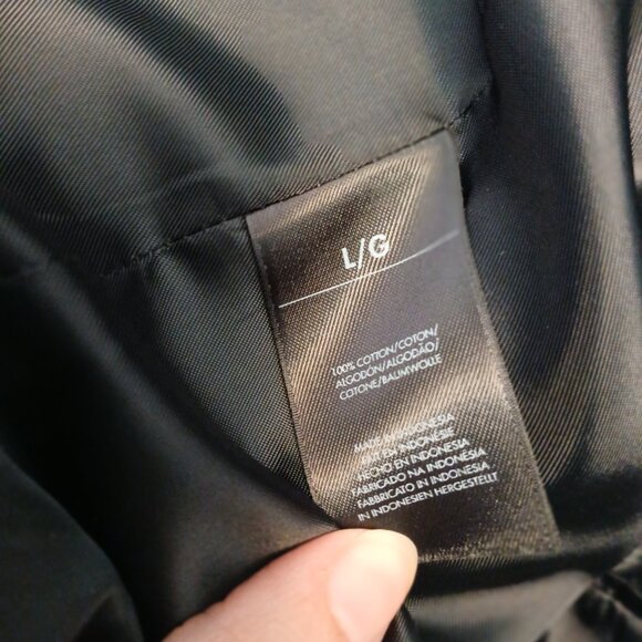 Men's Black Velvet 2-Button Blazer - Picture 7 of 7